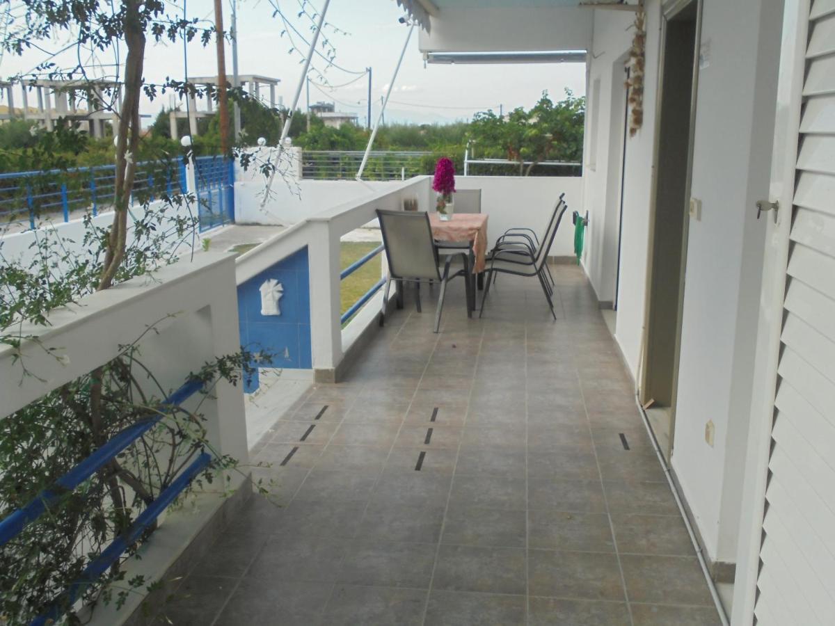 Appartamento Kostas Family House Káto Ássos Esterno foto