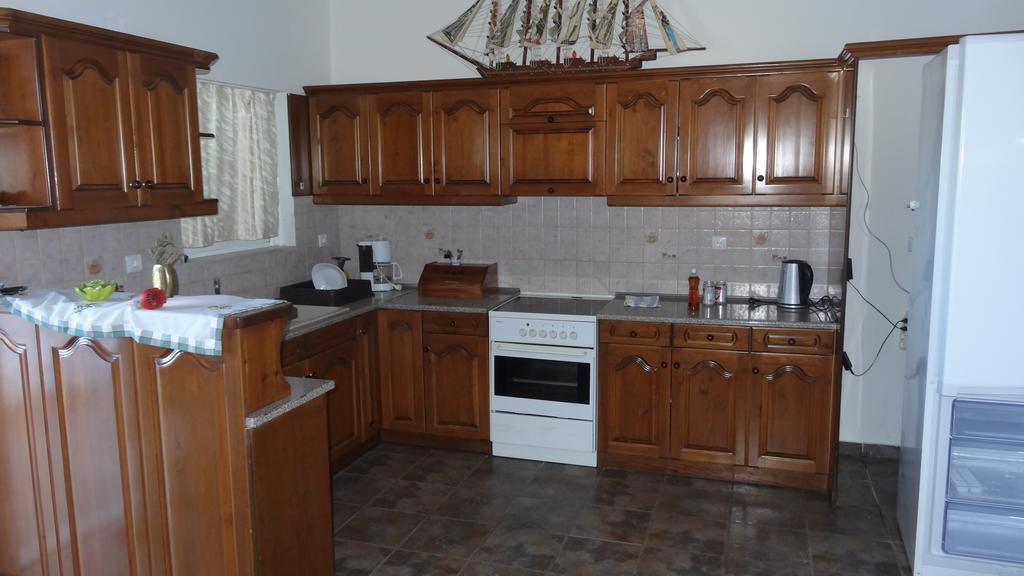 Appartamento Kostas Family House Káto Ássos Esterno foto