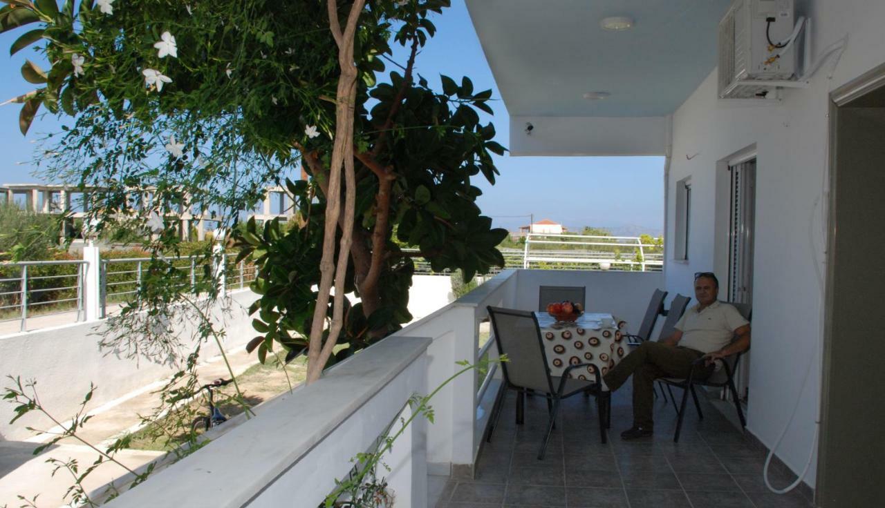 Appartamento Kostas Family House Káto Ássos Esterno foto